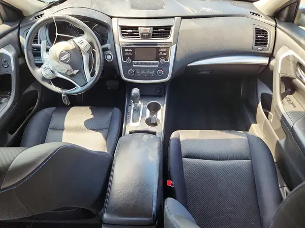1N4AL3AP8HC471712 2017 NISSAN ALTIMA - Image 8