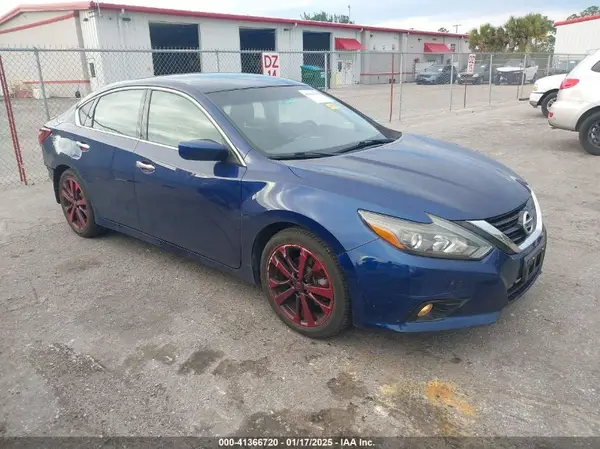 1N4AL3AP8HC479177 2017 NISSAN ALTIMA - Image 1