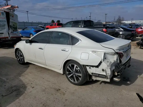 1N4AL3AP8HC481950 2017 NISSAN ALTIMA - Image 2
