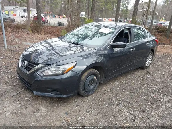 1N4AL3AP8HC482340 2017 NISSAN ALTIMA - Image 2
