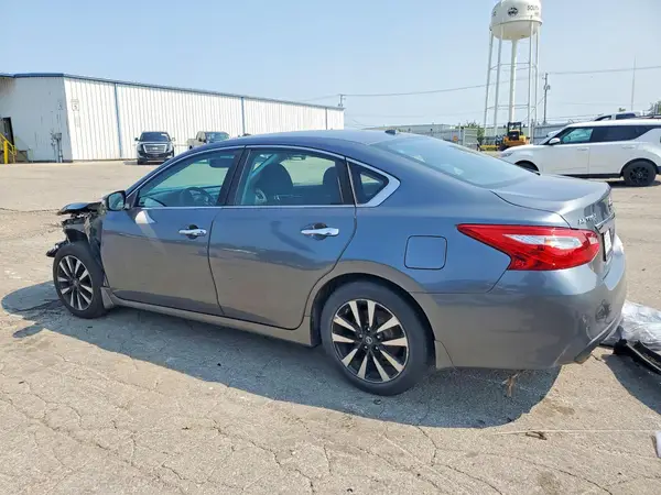 1N4AL3AP8HC483388 2017 NISSAN ALTIMA - Image 2