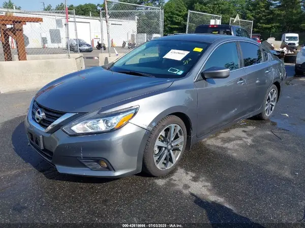 1N4AL3AP8HC487263 2017 NISSAN ALTIMA - Image 2