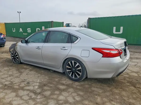 1N4AL3AP8HC489885 2017 NISSAN ALTIMA - Image 2