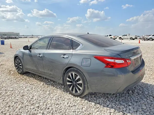 1N4AL3AP8HC490485 2017 NISSAN ALTIMA - Image 2