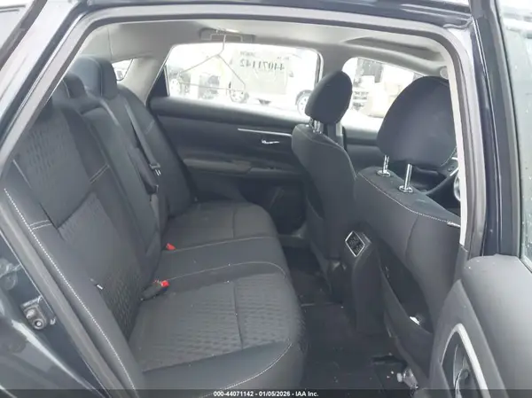 1N4AL3AP8HC493161 2017 NISSAN ALTIMA - Image 8