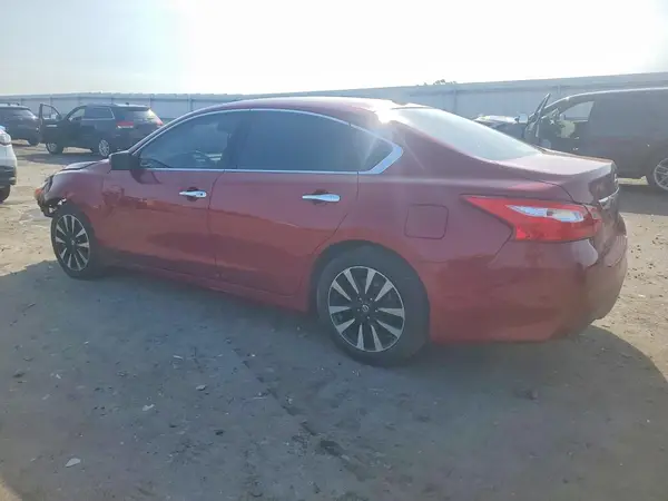 1N4AL3AP8HC494553 2017 NISSAN ALTIMA - Image 2