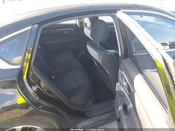 1N4AL3AP8HC494701 2017 NISSAN ALTIMA - Image 8