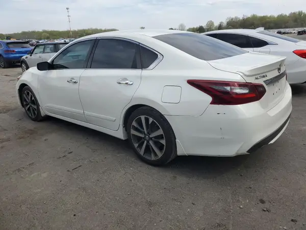 1N4AL3AP8HC495119 2017 NISSAN ALTIMA - Image 2