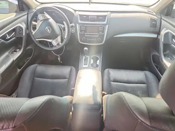 1N4AL3AP8HC495377 2017 NISSAN ALTIMA - Image 8
