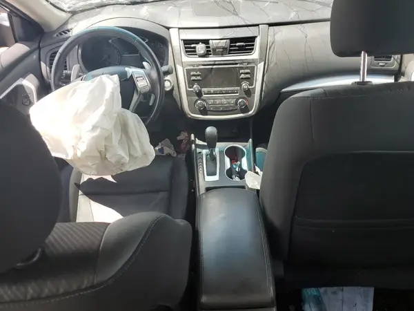 1N4AL3AP8HC497095 2017 NISSAN ALTIMA - Image 8