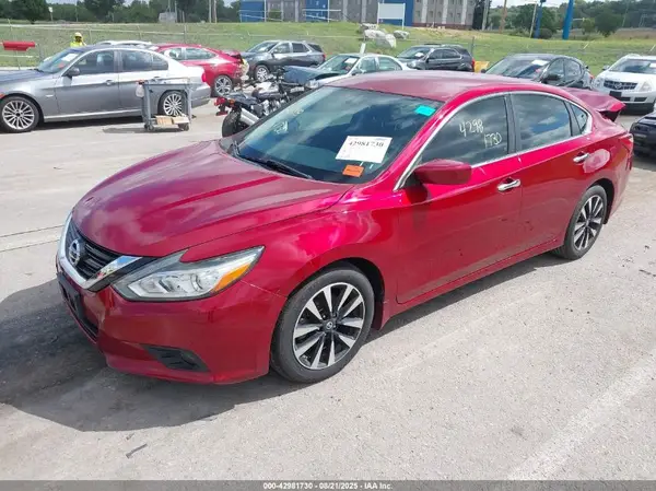 1N4AL3AP8HC497968 2017 NISSAN ALTIMA - Image 2