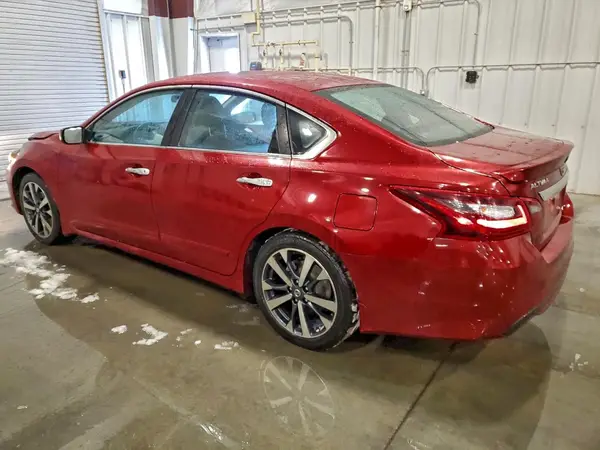 1N4AL3AP8HC940488 2017 NISSAN ALTIMA - Image 2