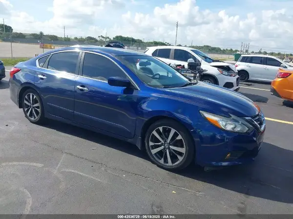 1N4AL3AP8HN309048 2017 NISSAN ALTIMA - Image 1
