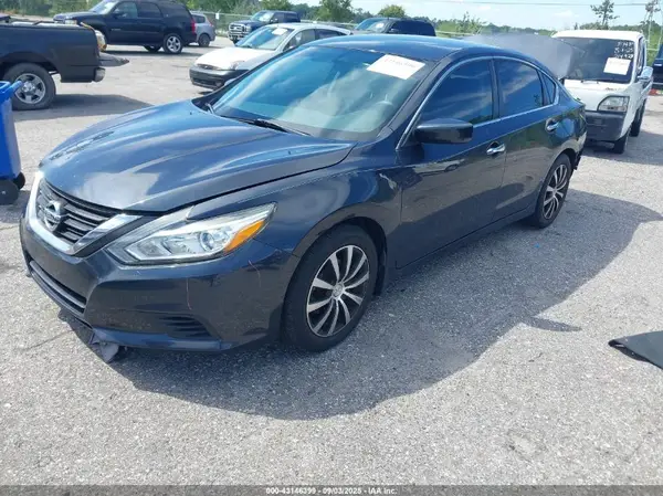 1N4AL3AP8HN310068 2017 NISSAN ALTIMA - Image 2