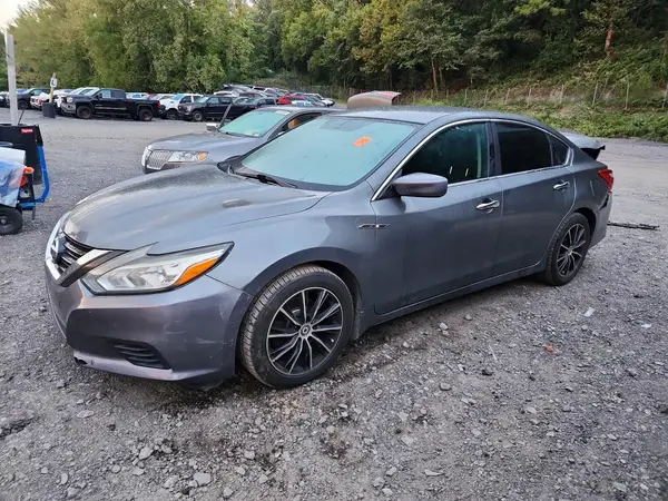1N4AL3AP8HN310541 2017 NISSAN ALTIMA - Image 1