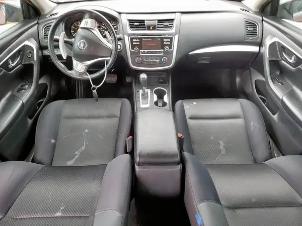 1N4AL3AP8HN311639 2017 NISSAN ALTIMA - Image 8