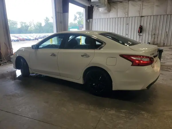 1N4AL3AP8HN313133 2017 NISSAN ALTIMA - Image 2