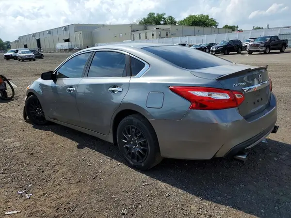 1N4AL3AP8HN314167 2017 NISSAN ALTIMA - Image 2
