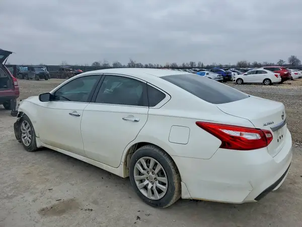 1N4AL3AP8HN316064 2017 NISSAN ALTIMA - Image 2