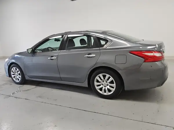 1N4AL3AP8HN317571 2017 NISSAN ALTIMA - Image 2