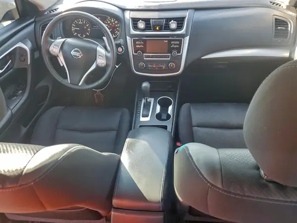 1N4AL3AP8HN318011 2017 NISSAN ALTIMA - Image 8