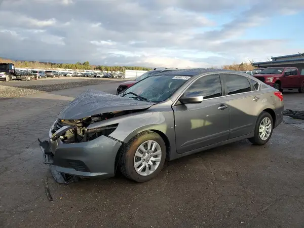 1N4AL3AP8HN318025 2017 NISSAN ALTIMA - Image 1