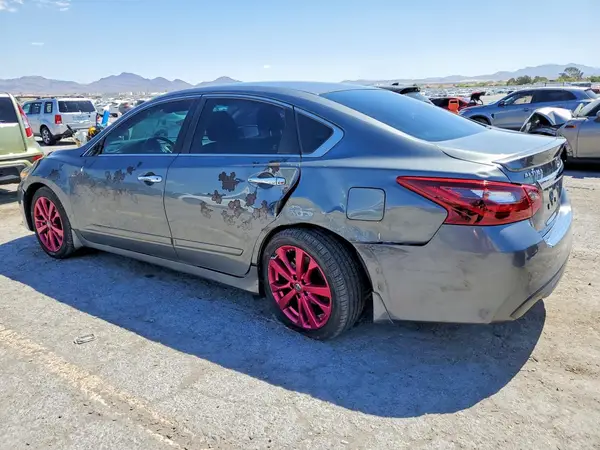 1N4AL3AP8HN321393 2017 NISSAN ALTIMA - Image 2