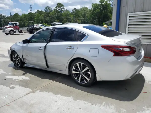 1N4AL3AP8HN326495 2017 NISSAN ALTIMA - Image 2