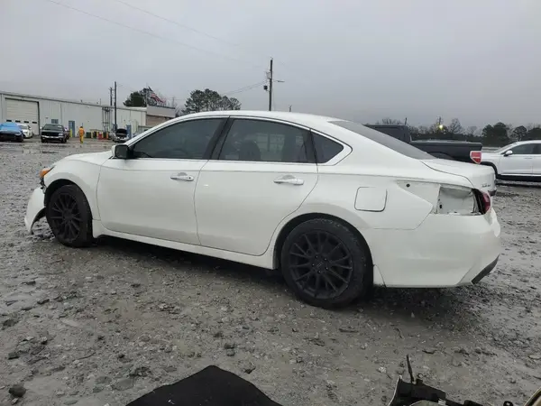 1N4AL3AP8HN327341 2017 NISSAN ALTIMA - Image 2