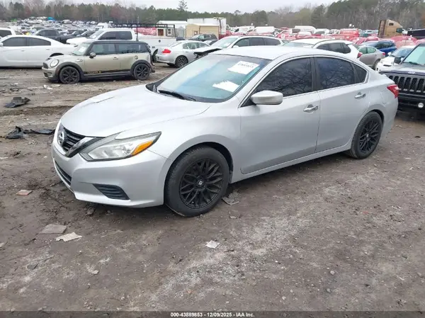 1N4AL3AP8HN327503 2017 NISSAN ALTIMA - Image 2