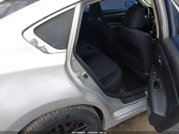 1N4AL3AP8HN327503 2017 NISSAN ALTIMA - Image 8