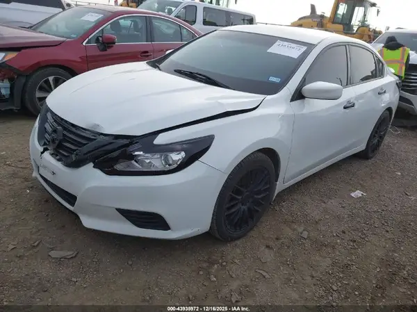 1N4AL3AP8HN328442 2017 NISSAN ALTIMA - Image 2