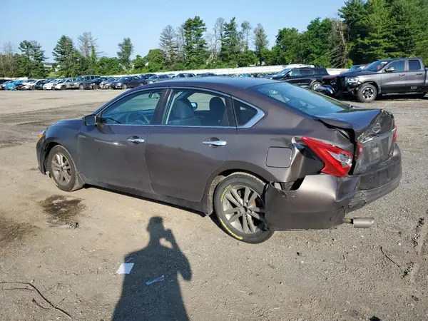 1N4AL3AP8HN328893 2017 NISSAN ALTIMA - Image 2