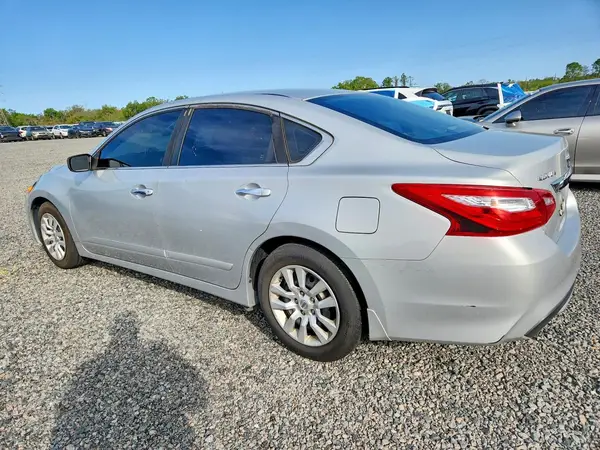 1N4AL3AP8HN329817 2017 NISSAN ALTIMA - Image 2