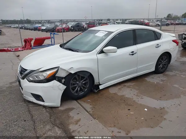 1N4AL3AP8HN330711 2017 NISSAN ALTIMA - Image 2