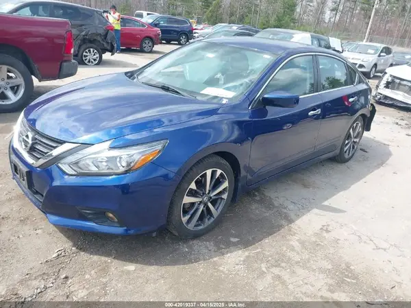 1N4AL3AP8HN331776 2017 NISSAN ALTIMA - Image 2