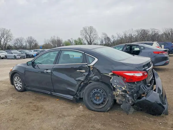 1N4AL3AP8HN332300 2017 NISSAN ALTIMA - Image 2