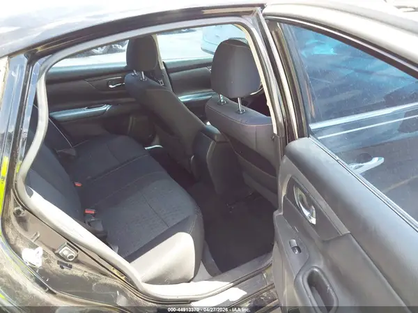 1N4AL3AP8HN332698 2017 NISSAN ALTIMA - Image 8