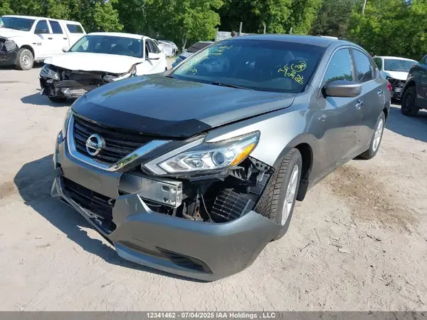 1N4AL3AP8HN334046 2017 NISSAN ALTIMA - Image 2