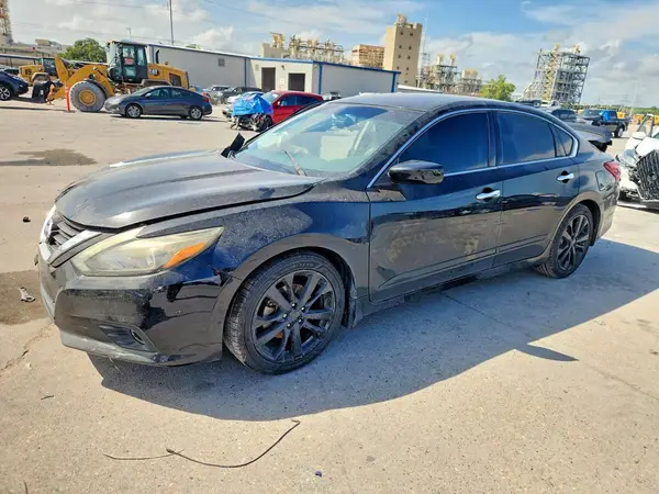 1N4AL3AP8HN334886 2017 NISSAN ALTIMA - Image 1