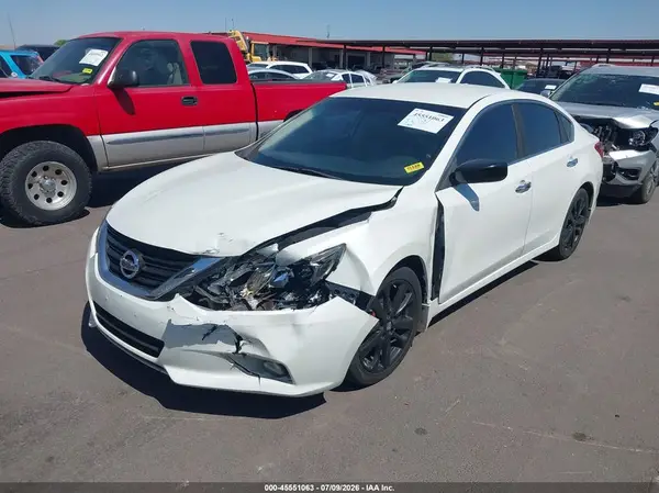 1N4AL3AP8HN336850 2017 NISSAN ALTIMA - Image 2