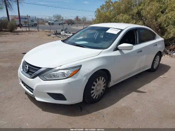 1N4AL3AP8HN336881 2017 NISSAN ALTIMA - Image 2