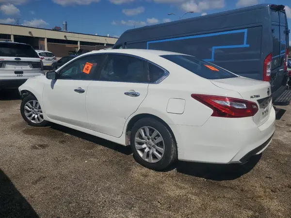 1N4AL3AP8HN337397 2017 NISSAN ALTIMA - Image 2