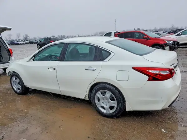 1N4AL3AP8HN338985 2017 NISSAN ALTIMA - Image 2