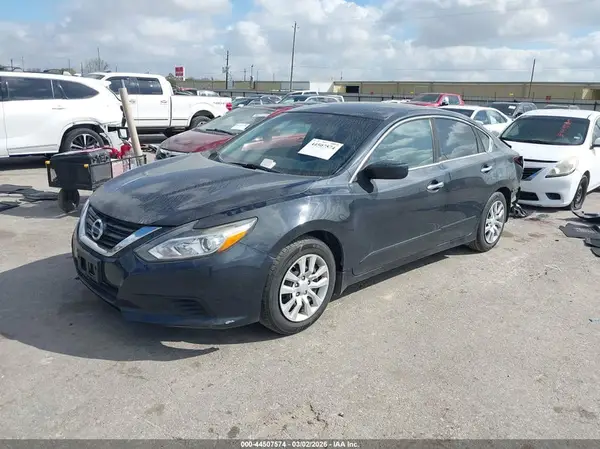 1N4AL3AP8HN340803 2017 NISSAN ALTIMA - Image 2