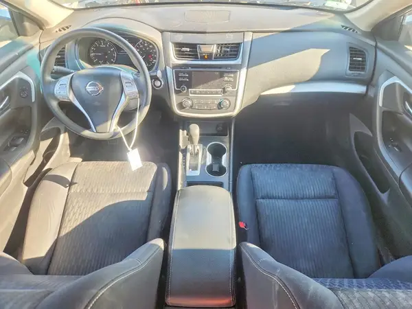 1N4AL3AP8HN341563 2017 NISSAN ALTIMA - Image 8