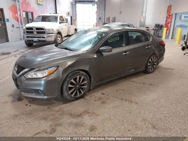 1N4AL3AP8HN342907 2017 NISSAN ALTIMA - Image 2