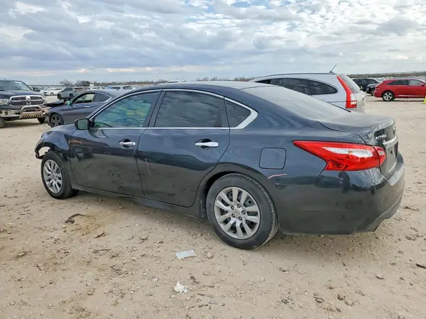 1N4AL3AP8HN344494 2017 NISSAN ALTIMA - Image 2