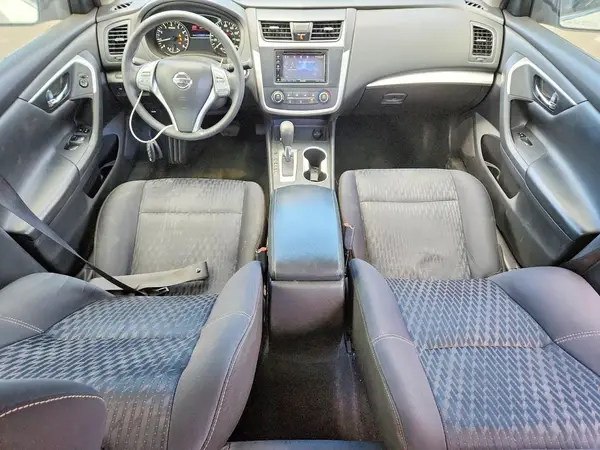 1N4AL3AP8HN344673 2017 NISSAN ALTIMA - Image 8
