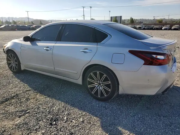 1N4AL3AP8HN346309 2017 NISSAN ALTIMA - Image 2